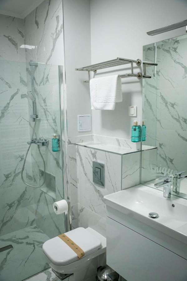בראליה Unique Garden Hotel מראה חיצוני תמונה