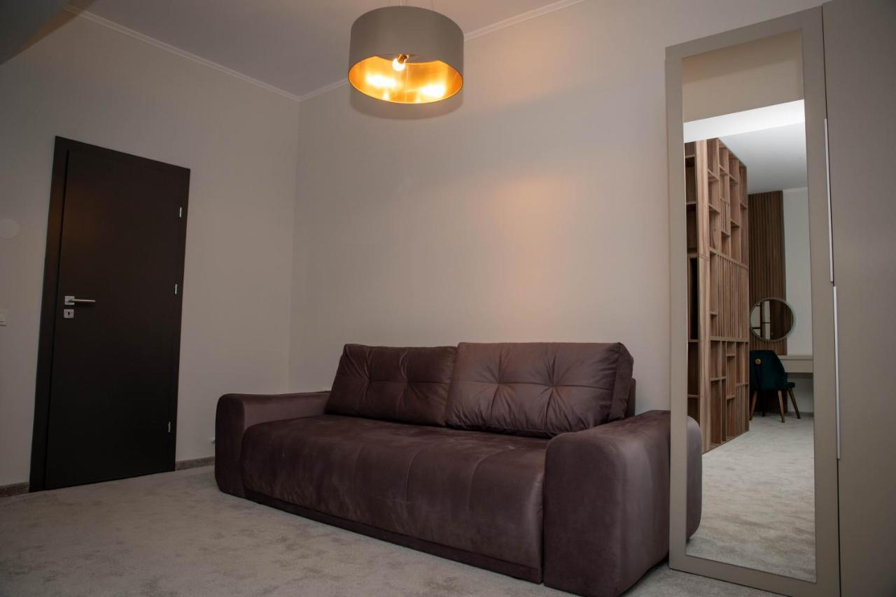 בראליה Unique Garden Hotel מראה חיצוני תמונה
