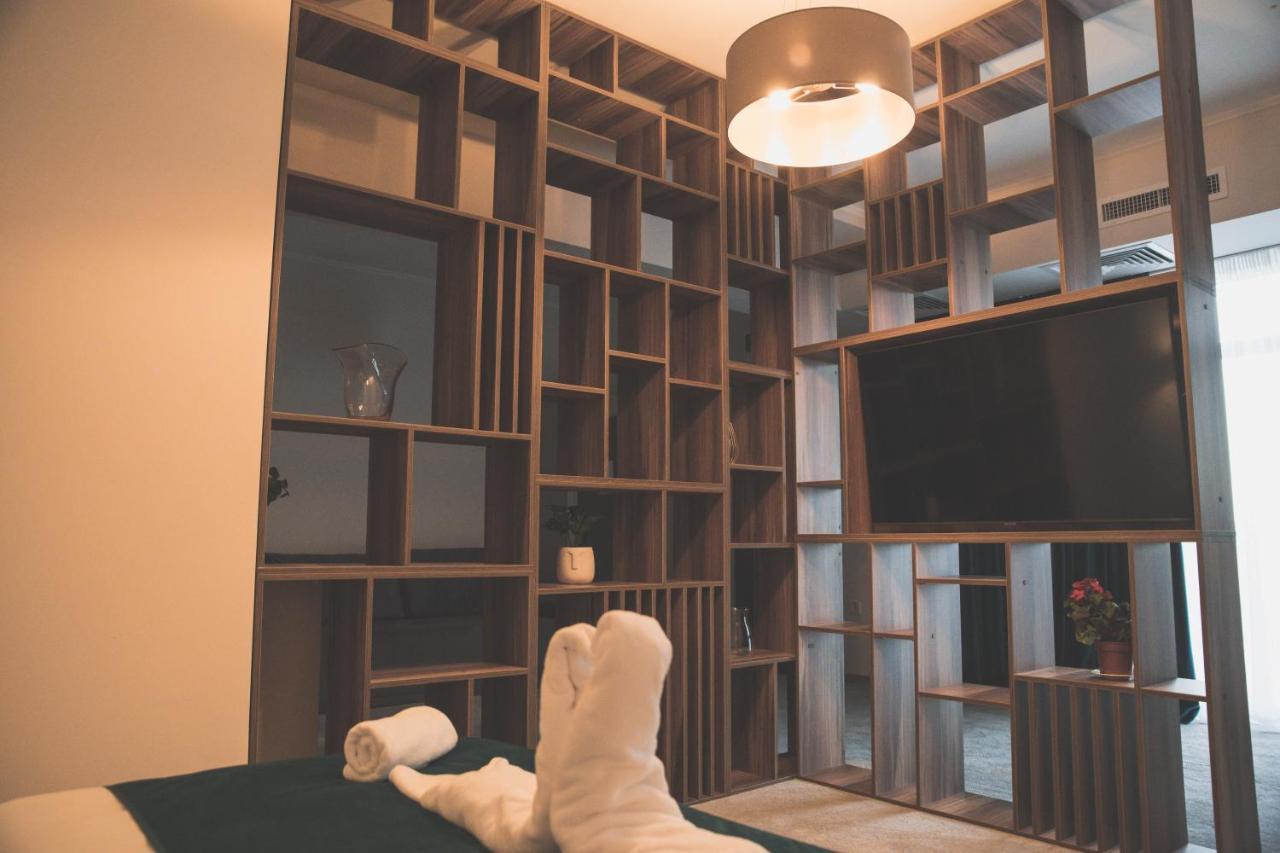 בראליה Unique Garden Hotel מראה חיצוני תמונה